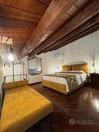 Delizioso bivani arredato