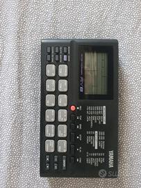 Drum machine Yamaha RY8