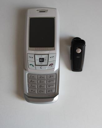 Cellulare Samsung SGH-E250i VINTAGE, con auricolar