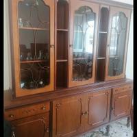 credenza con vetrinetta 