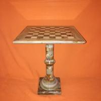 Tavolino scacchiera in alabastro