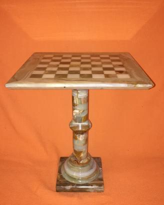 Tavolino scacchiera in alabastro