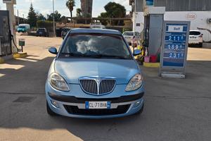 Auto lancia y 1.3 multiget cv 75 euro 4