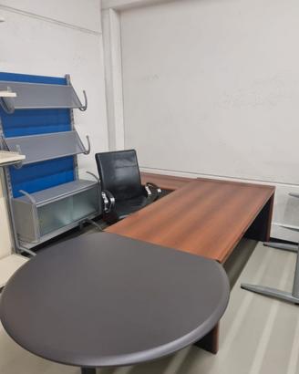 Scrivania direzionale Babini Office con poltrona
