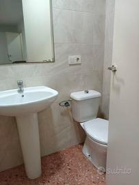 Trilocale lungoo dora napoli : 460 euro