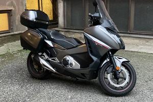 Honda Integra 750S DCT ABS