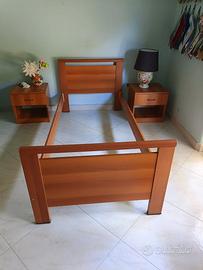 Testiera letto e comodino