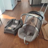 Ovetto Inglesina e base Isofix 