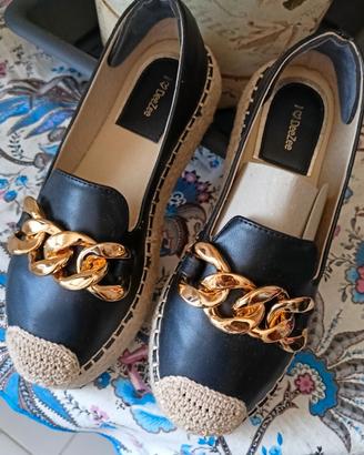 Scarpe  quasi nuove n 37