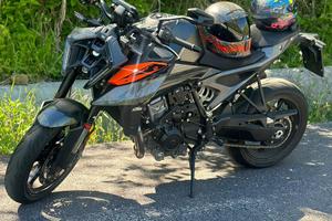KTM DUKE 990 2024