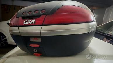 Bauletto givi v46 + schienalino