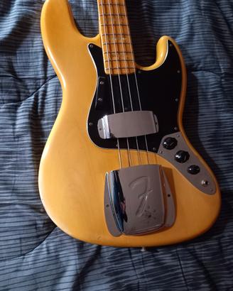 Fender jazz bass 1975
