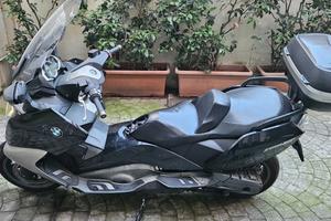 Moto BMW C650 GT