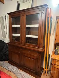 Credenza cristalliera in legno massello