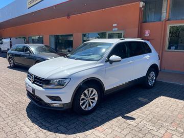 Volkswagen Tiguan 2.0 TDI SCR DSG 4MOTION Business
