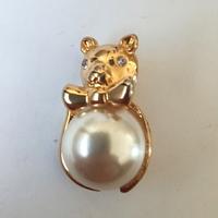 Spilla Vintage Orsetto Dorato con Maxi Perla