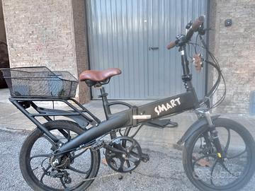 bicicletta pieghevole elettrica