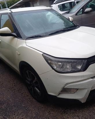 ricambi ssang yong Tivoli anno 2015