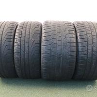 Gomme Pirelli Sottozero 235 40 18 295 35 18 invern