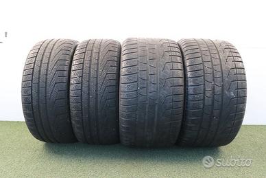 Gomme Pirelli Sottozero 235 40 18 295 35 18 invern