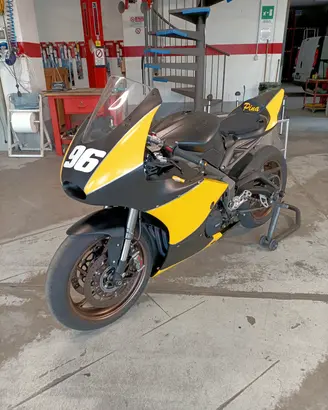 stampi per carene Triumph Daytona street triple 