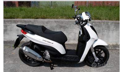 Piaggio Carnaby 300 i e