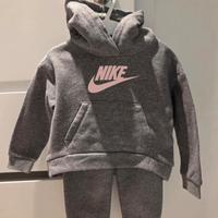 Tuta nike 24 mesi felpata
