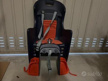 Seggiolino posteriore da portapacchi biciletta