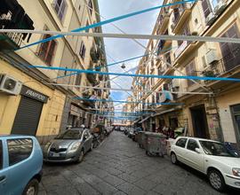 Ad. Corso Garibali, negozio