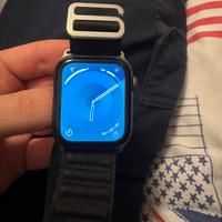 Apple Watch Series 4 (GPS + Cellular) alluminio