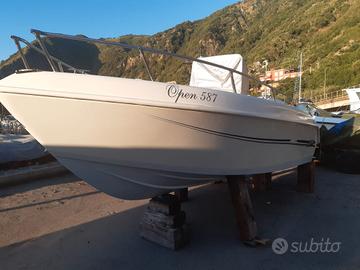  Open Arcos 587 con Yamaha 115 cavalli 