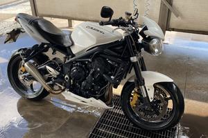 Triumph Street Triple 675