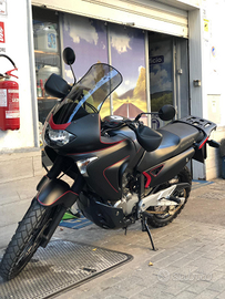 Moto transalp 650