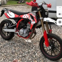 Motard swm sm 125 r pochissimi kilometri