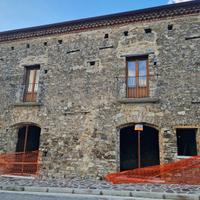 Vendesi locale commerciale