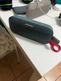 cassa audio bose soundlink flex diffusor portatile