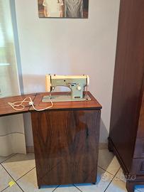 Macchina da cucire Super Zig Zag