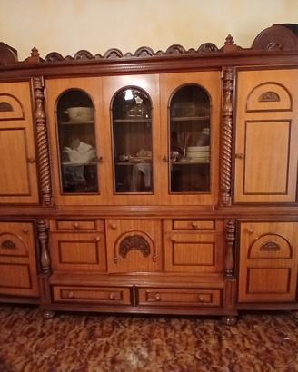 mobile da salotto in legno