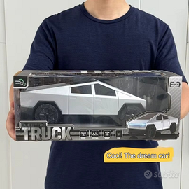 Cybertruck RC Telecomandato in Scala 1:12