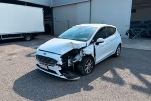 Ford fiesta anno 2021 km 82000 gpl