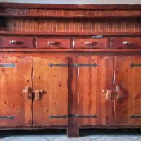 Piattaia credenza in legno massello
