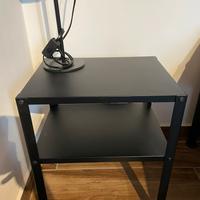 Due comodini Ikea Knarrevik neri