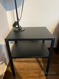 Due comodini Ikea Knarrevik neri