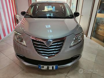 Lancia Ypsilon 0.9 TwinAir 85 CV 5 porte Metano Ec