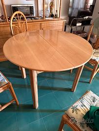 Tavolo tondo allungabile vimini e bambù sedie