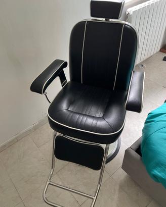 Poltrona barbiere vintage regolabile – stile retrò