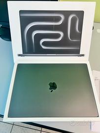 MacBook Pro 16 M3Pro/18gb/1Tb garanzia 1 anno