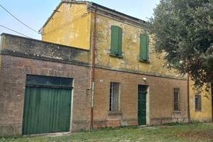 Casa indipendente di 314 m² con più di 5 locali e 