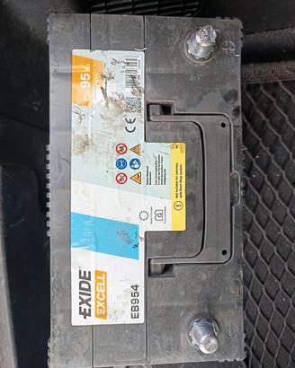 BATTERIA AUTO NUOVA CON GARANZIA 2 ANNI 