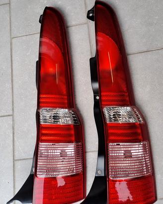 Faro Panda Posteriore Destro